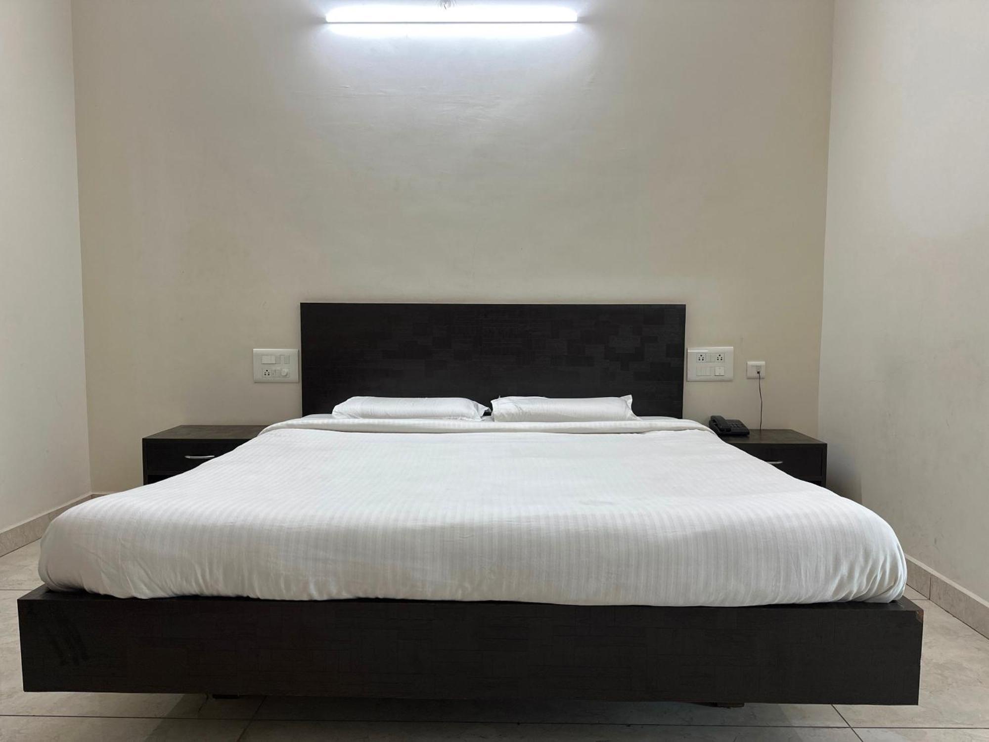 Super Hotel O Sar Residency Nanjangud 外观 照片